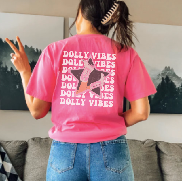 Comfort Colors Dolly Vibes T-Shirt